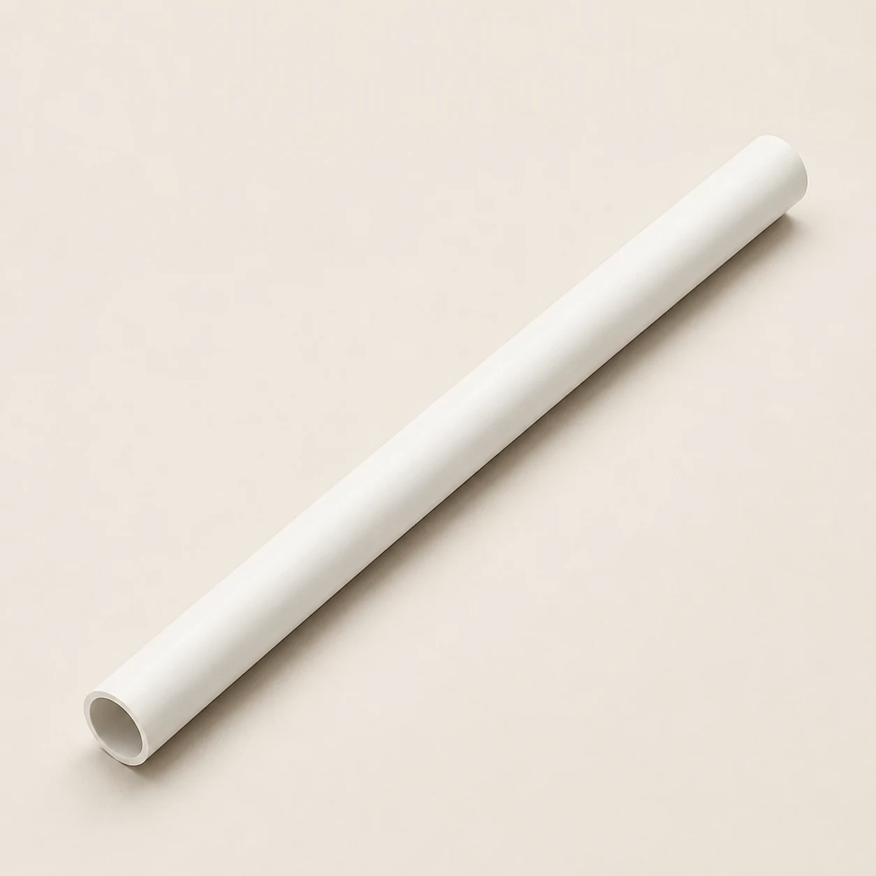 Tubo PVC 1/2: Conduit para instalaciones limpias.